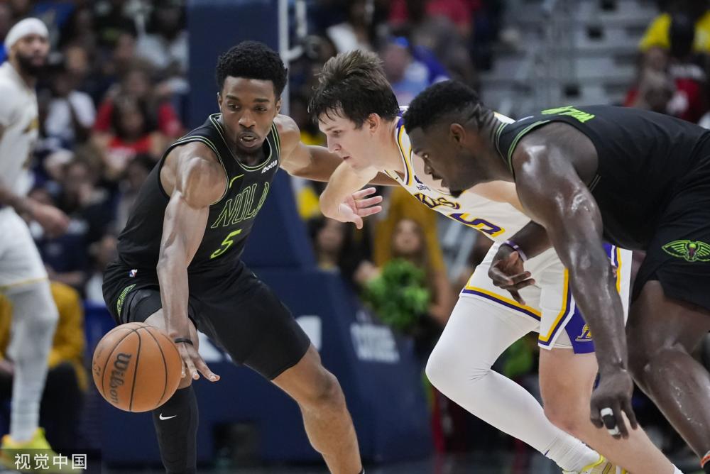 让两人同时 让两人同时