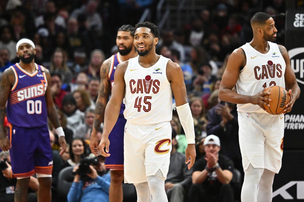 乌度卡抱球 乌度卡抱球